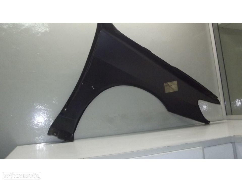 Peugeot 306 guarda lamas frente esquerdo novo - 2