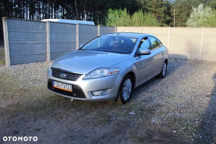Ford Mondeo 2.0 Ghia X100 / X - 8