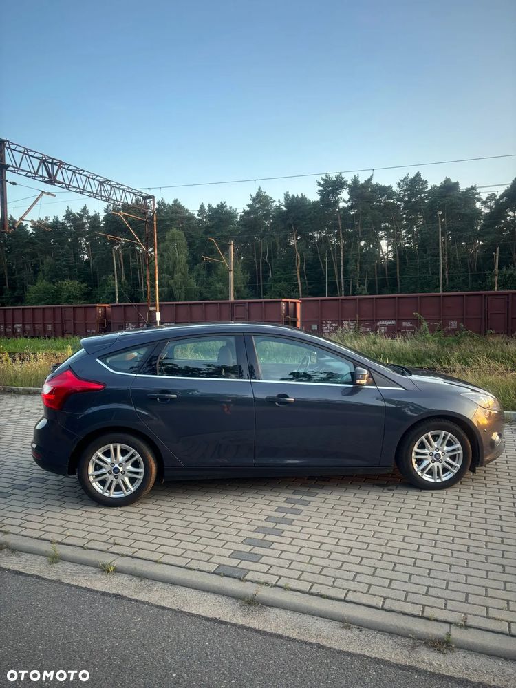 Ford Focus - 10