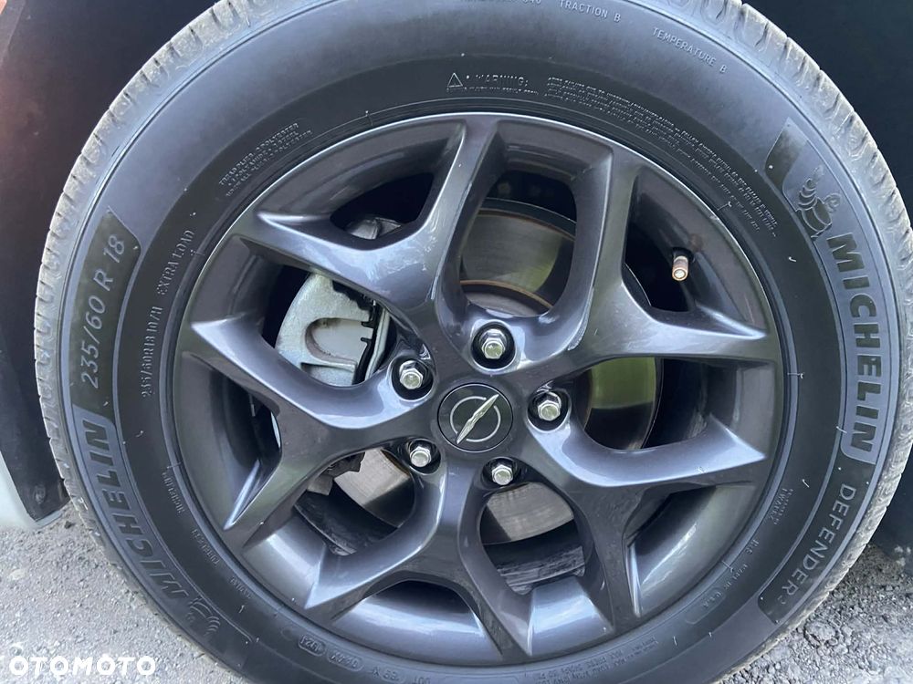 Chrysler Pacifica - 12