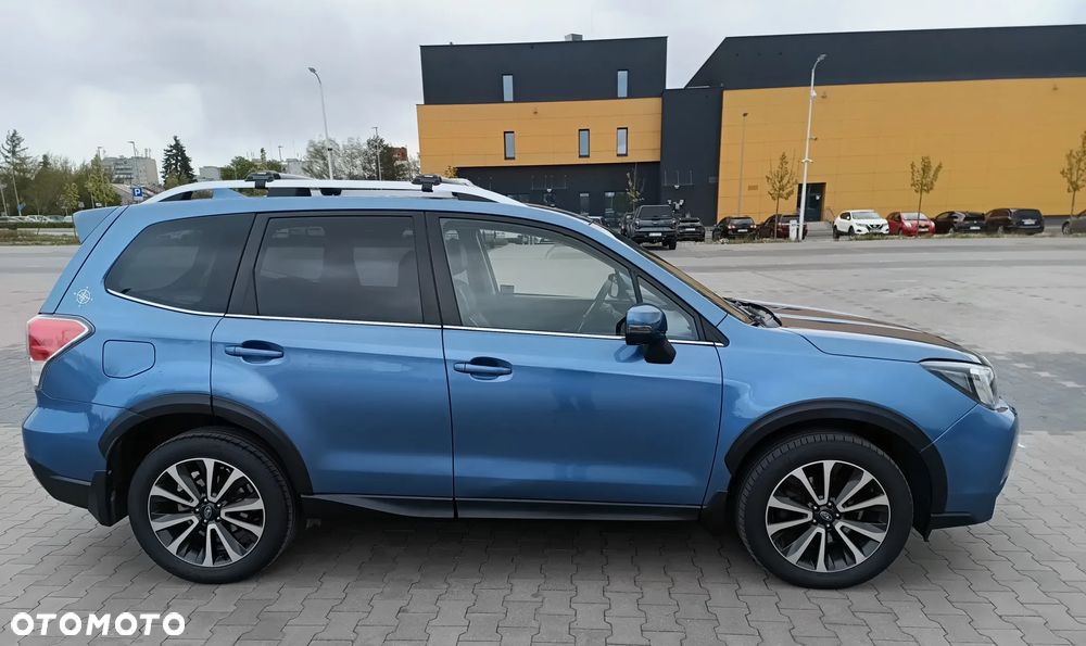 Subaru Forester 2.0 XT Platinum Lineartronic - 2