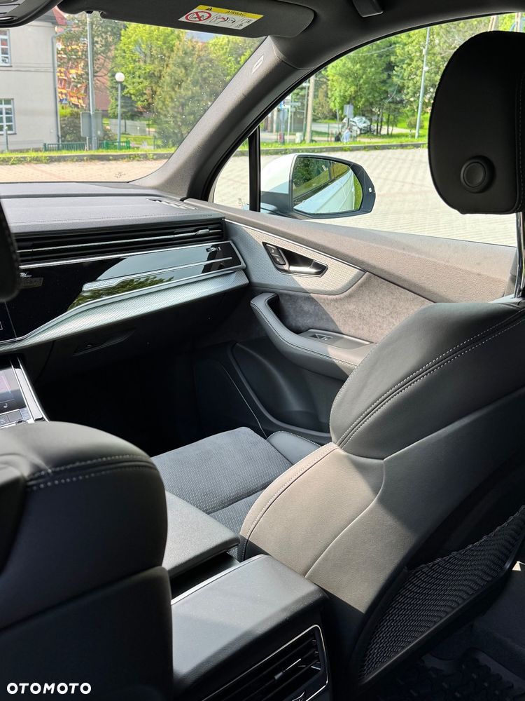 Audi Q7 - 9