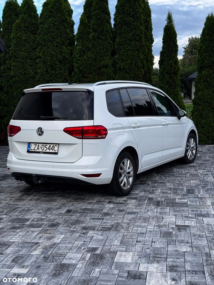 Volkswagen Touran 2.0 TDI SCR (BlueMotion Technology) DSG Comfortline - 4