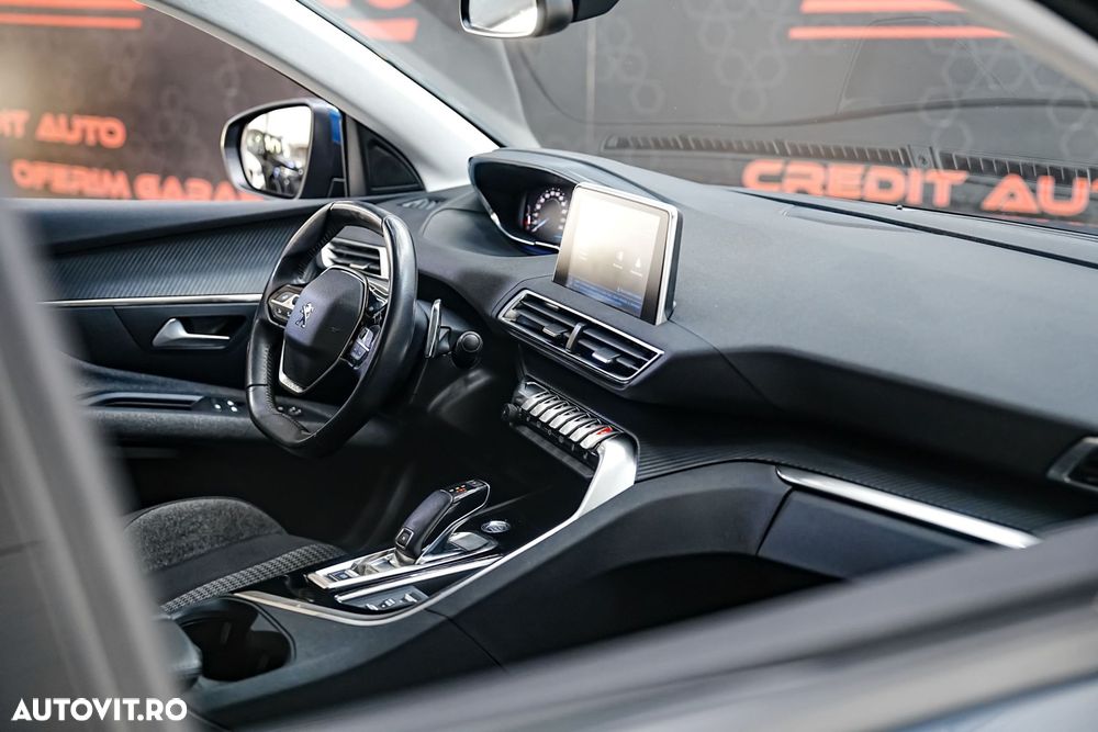 Peugeot 3008 - 12