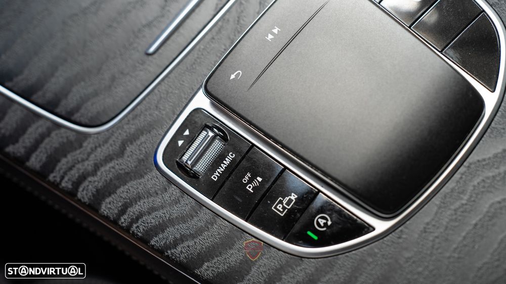 Mercedes-Benz E 220 d Avantgarde - 29