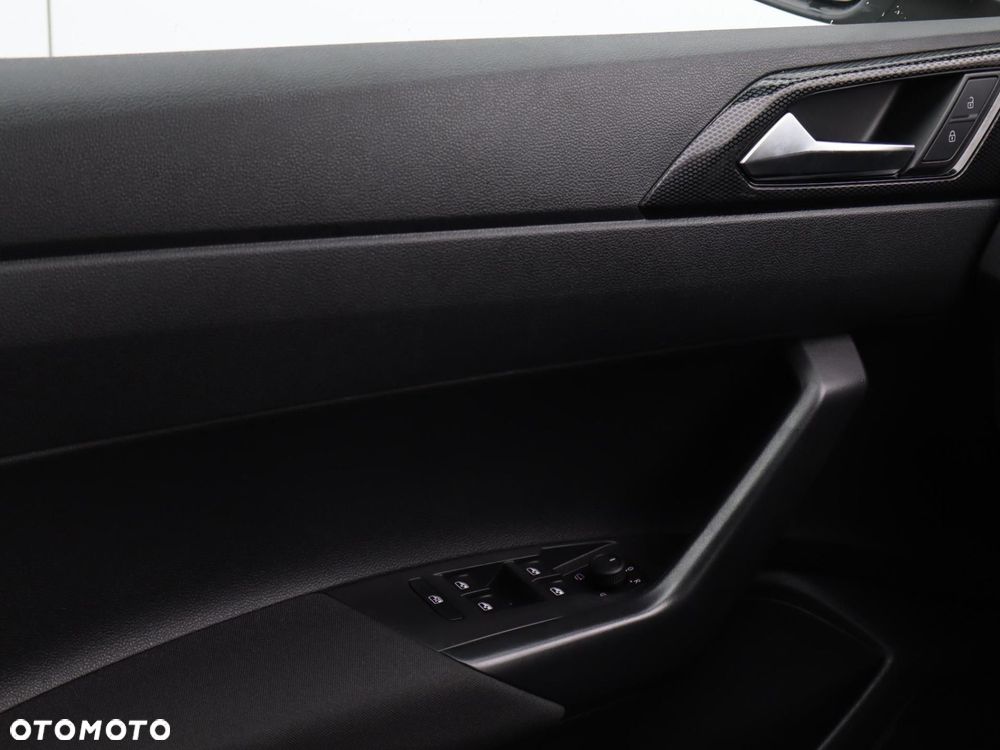 Volkswagen Taigo - 11