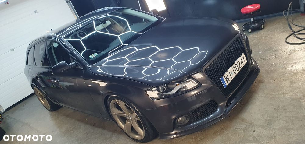 Audi A4 Avant 2.0 TDI DPF multitronic S line Sportpaket - 2