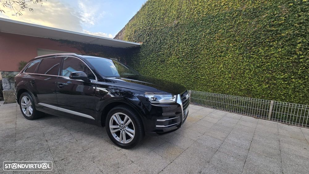 Audi Q7 3.0 TDI quattro S-line Tiptronic 7L - 3