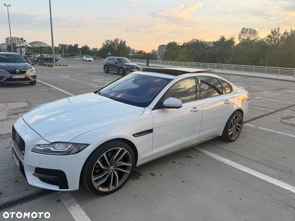 Jaguar XF 3.0 V6 AWD S - 19