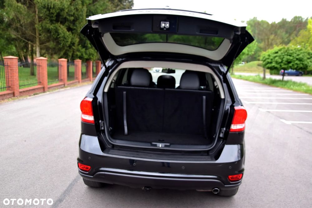 Fiat Freemont 2.0 Multijet Black Code AWD - 14