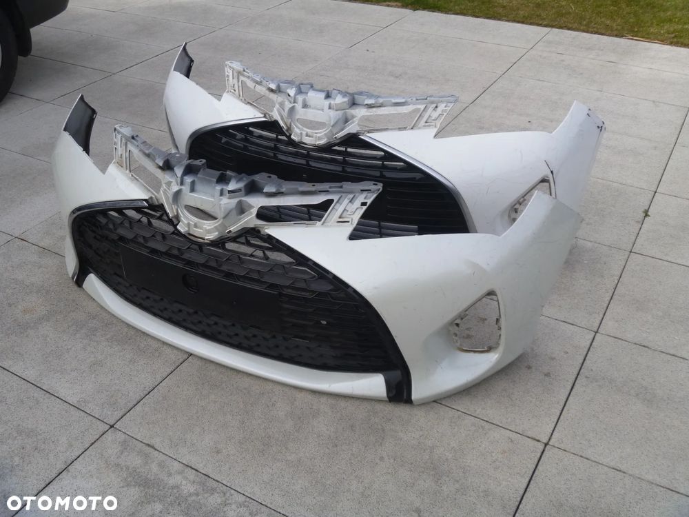 TOYOTA YARIS III LIFT 2015 LAMPA PRAWA LEWA ORYGINAŁ - 10