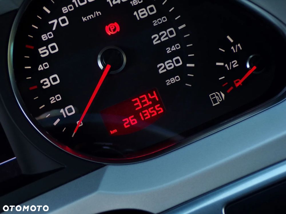 Audi A6 Avant 3.0 TFSI quattro tiptronic - 19
