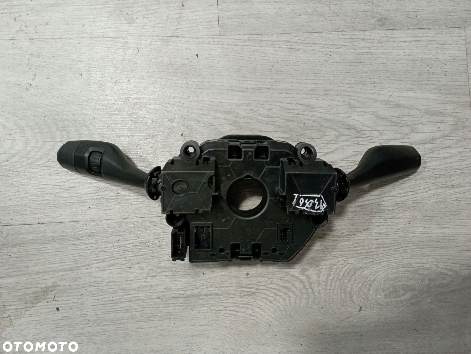 BMW X1 F45 F48 PRZEŁĄCZNIK ZESPOLONY MANETKI 9368597 - 2