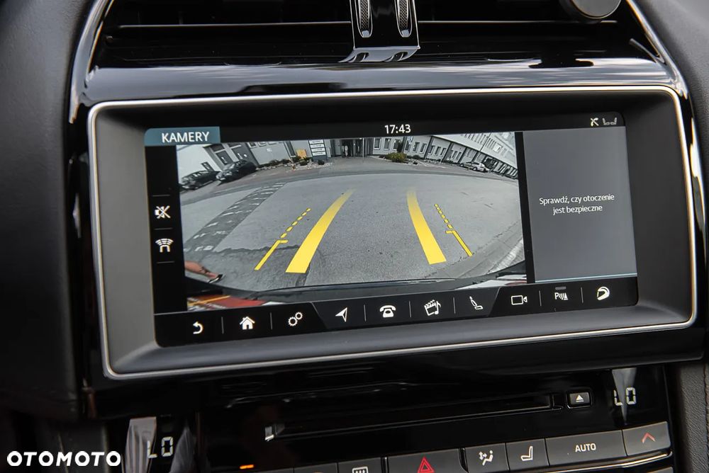 Jaguar F-Pace 3.0 TDV6 AWD First Edition - 31