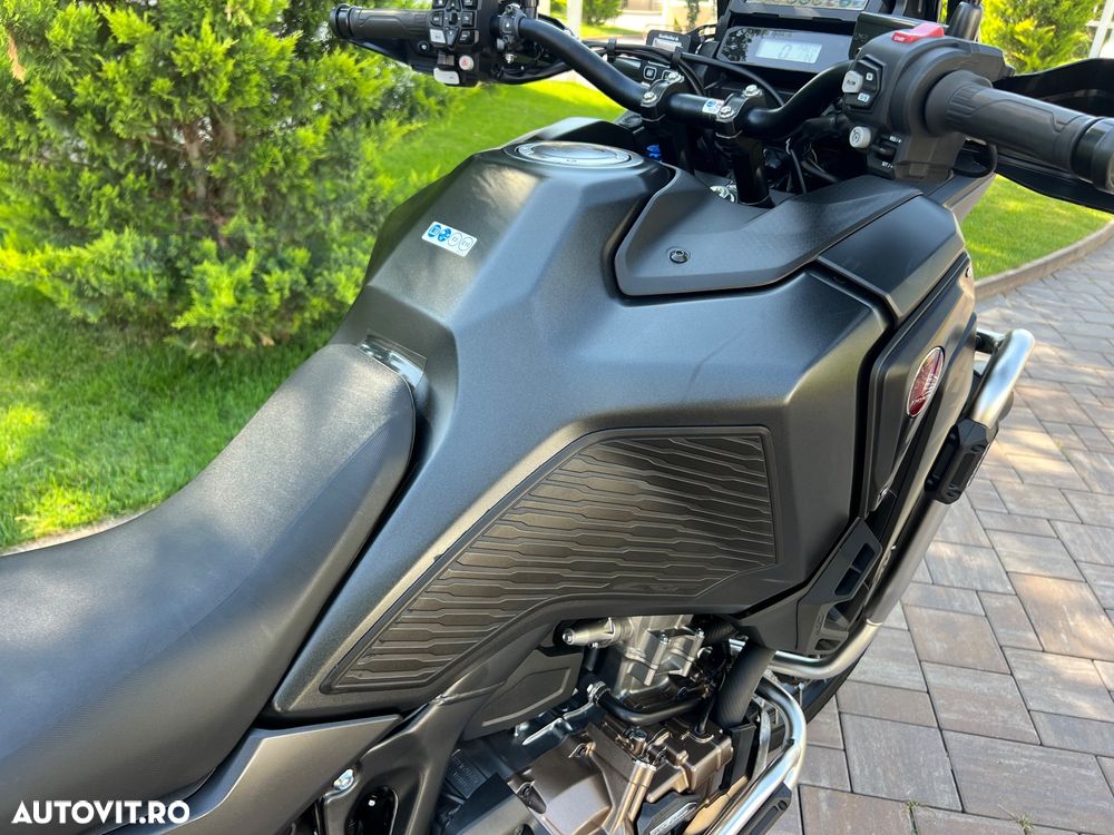 Honda Africa Twin - 11