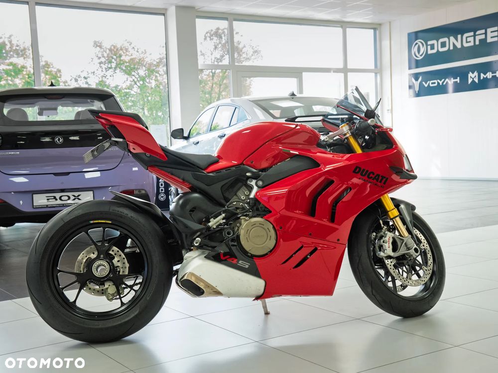 Ducati Panigale V4S - 5