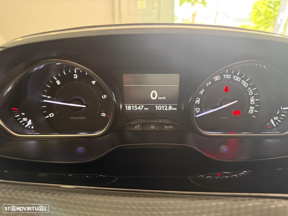 Peugeot 2008 1.6 BlueHDi Allure - 10