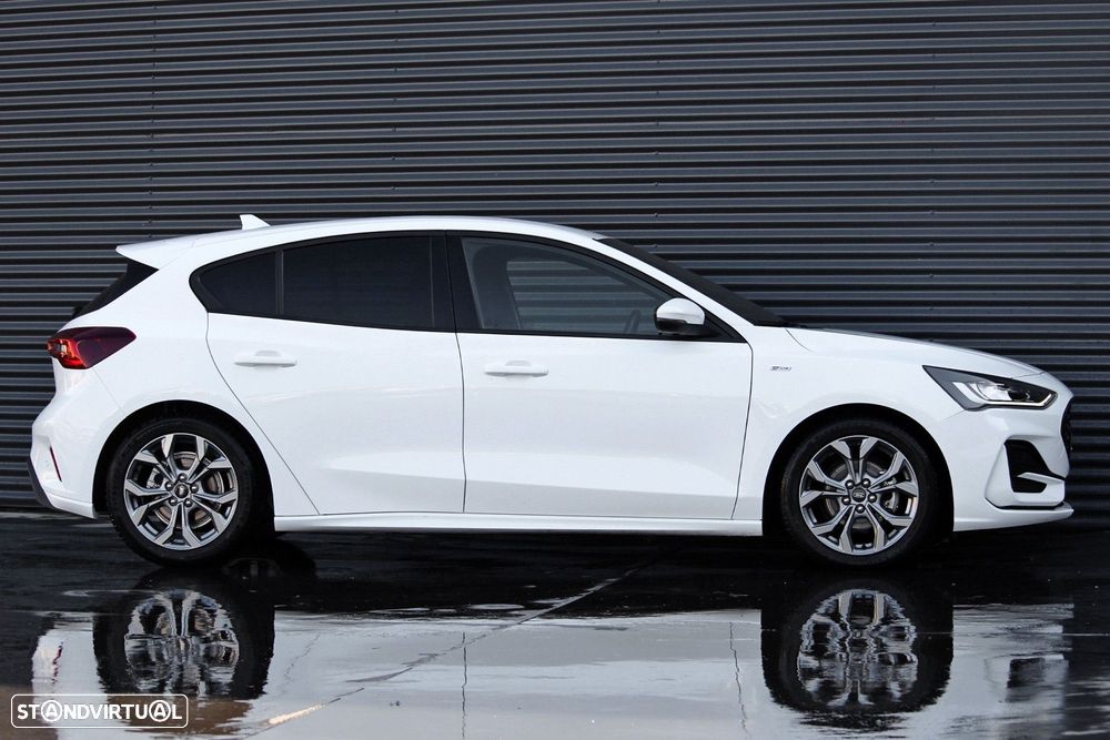 Ford Focus 1.0 EcoBoost MHEV ST-Line X Aut. - 6