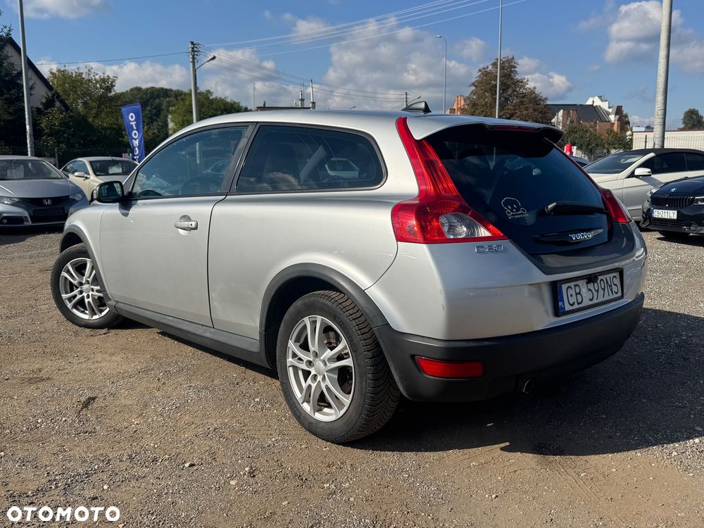 Volvo C30 2.0 Kinetic - 4