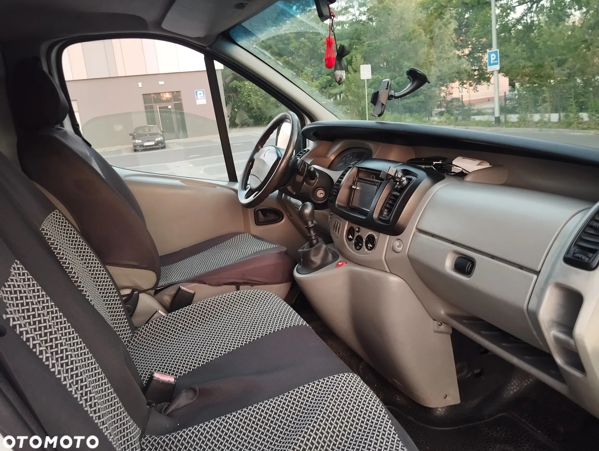 Renault Trafic - 6