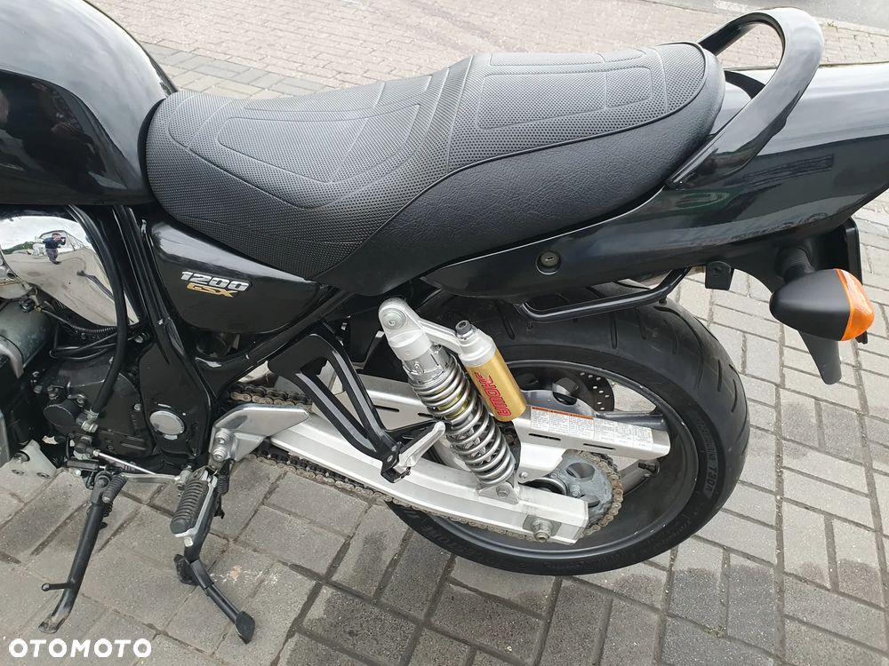Suzuki GSX - 35