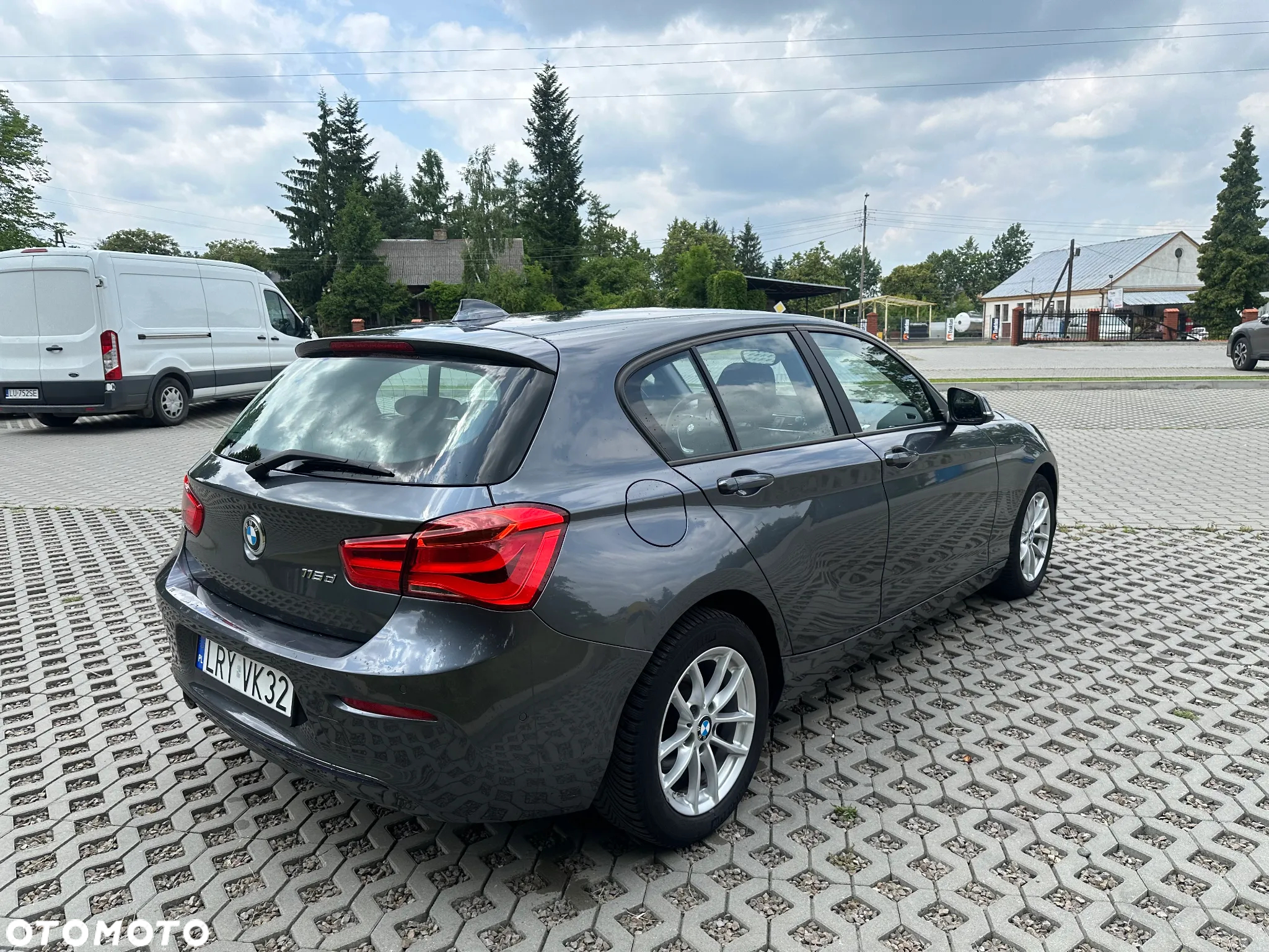 BMW Seria 1 116d Luxury Line - 12