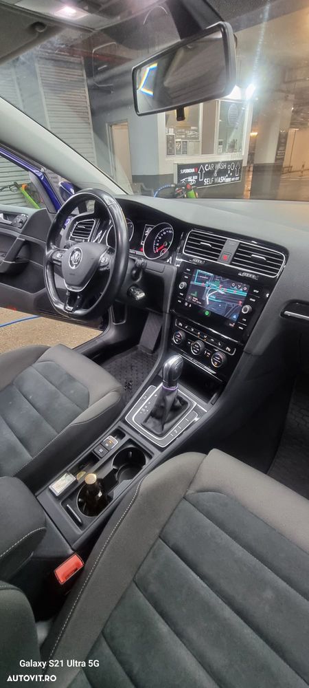 Volkswagen Golf 2.0 TDI DSG 4Motion Highline - 18