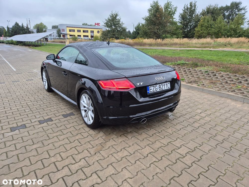 Audi TT S Coupé - 6