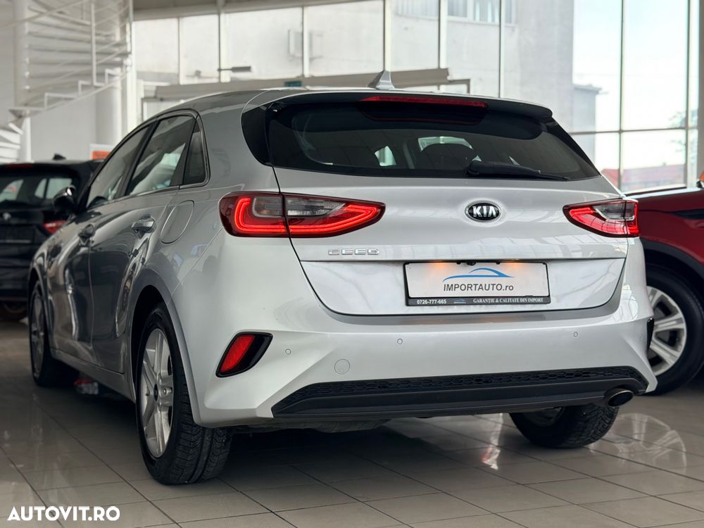 Kia Ceed 1.6 DSL MHEV Star - 8