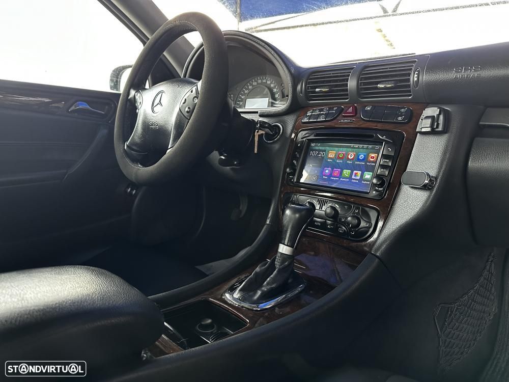 Mercedes-Benz C 220 - 36