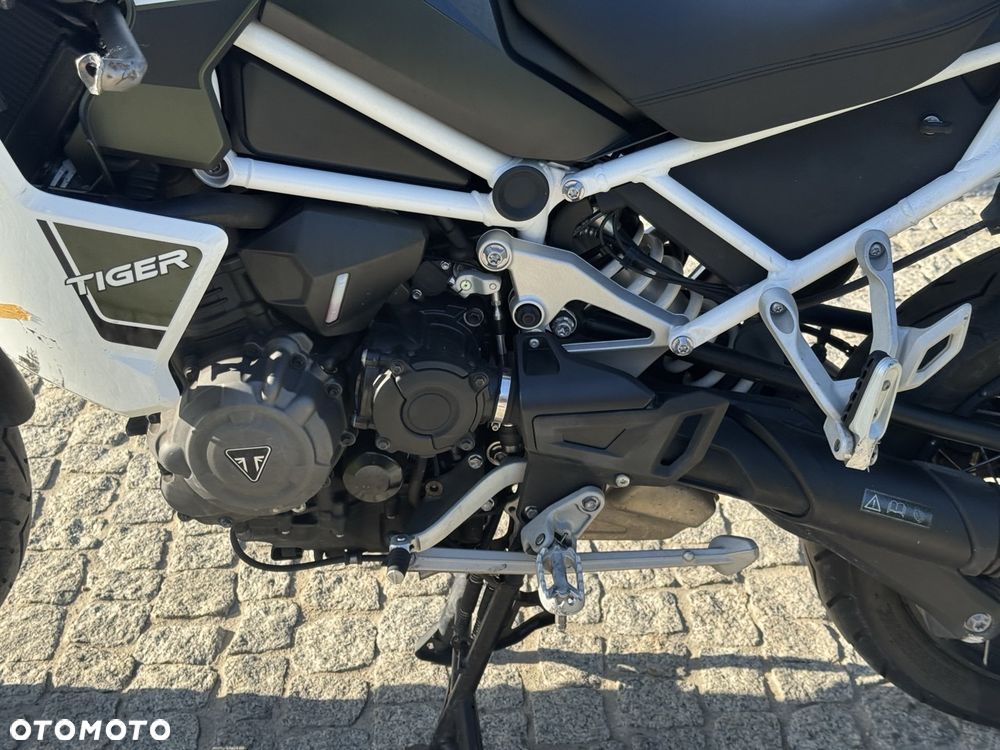 Triumph Tiger - 14