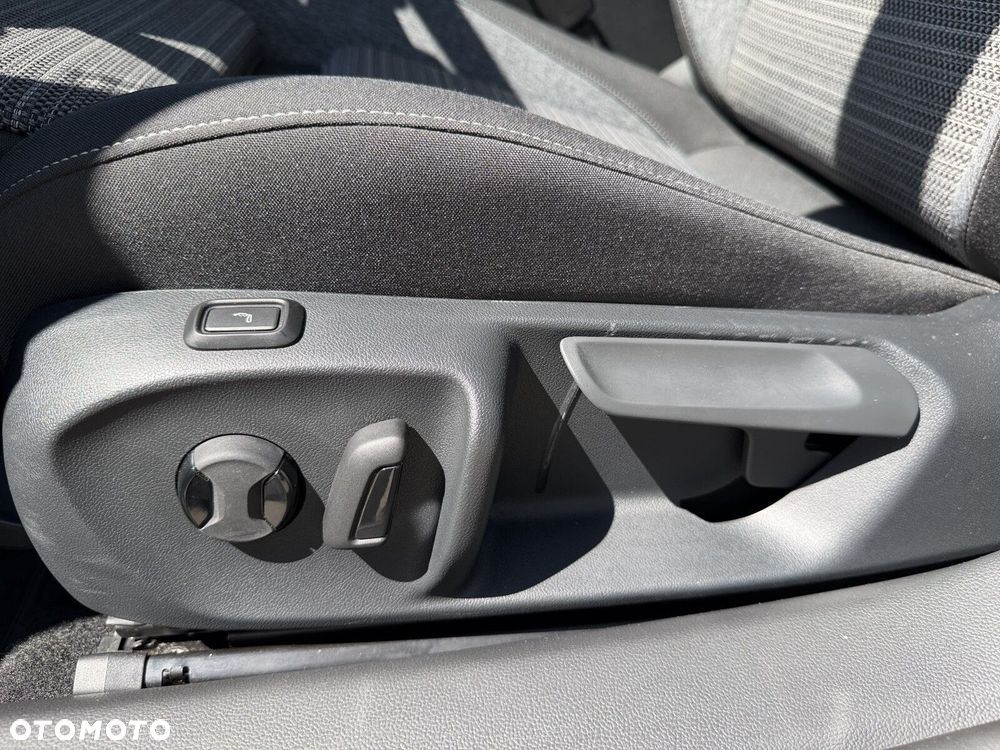 Skoda Superb 1.5 TSI mHEV Selection DSG - 15