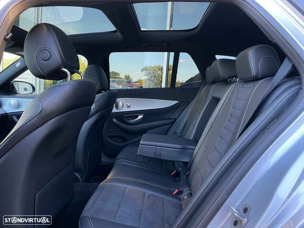 Mercedes-Benz E 220 d AMG Line - 25