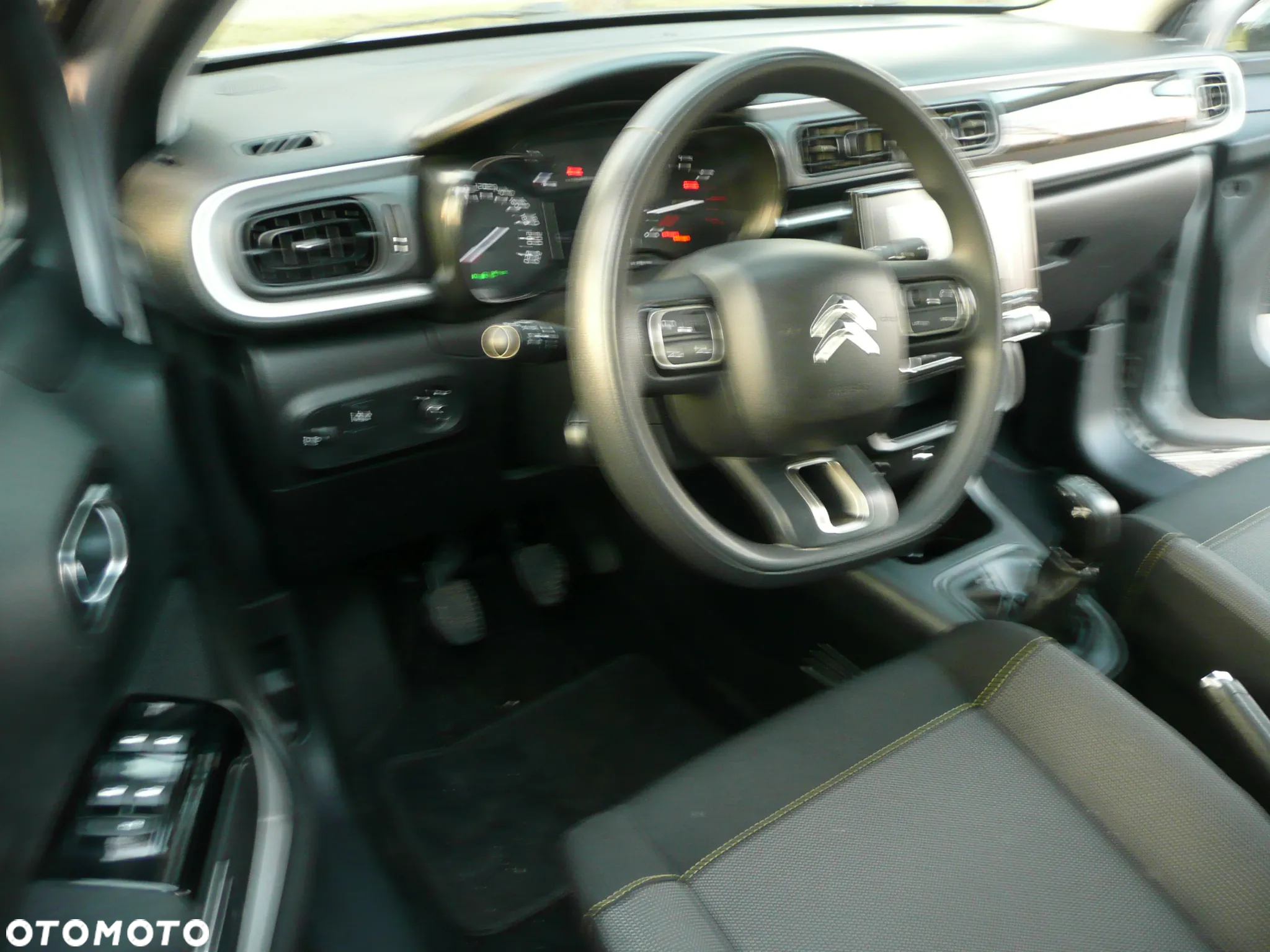 Citroën C3 1.2 PureTech Plus - 15