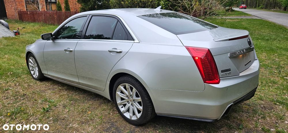 Cadillac CTS - 4