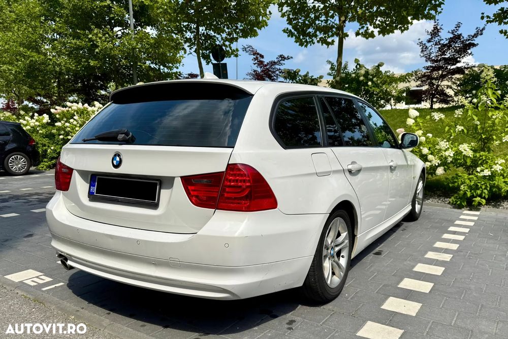 BMW Seria 3 320d Efficient Dynamic Edition Luxury Line - 4