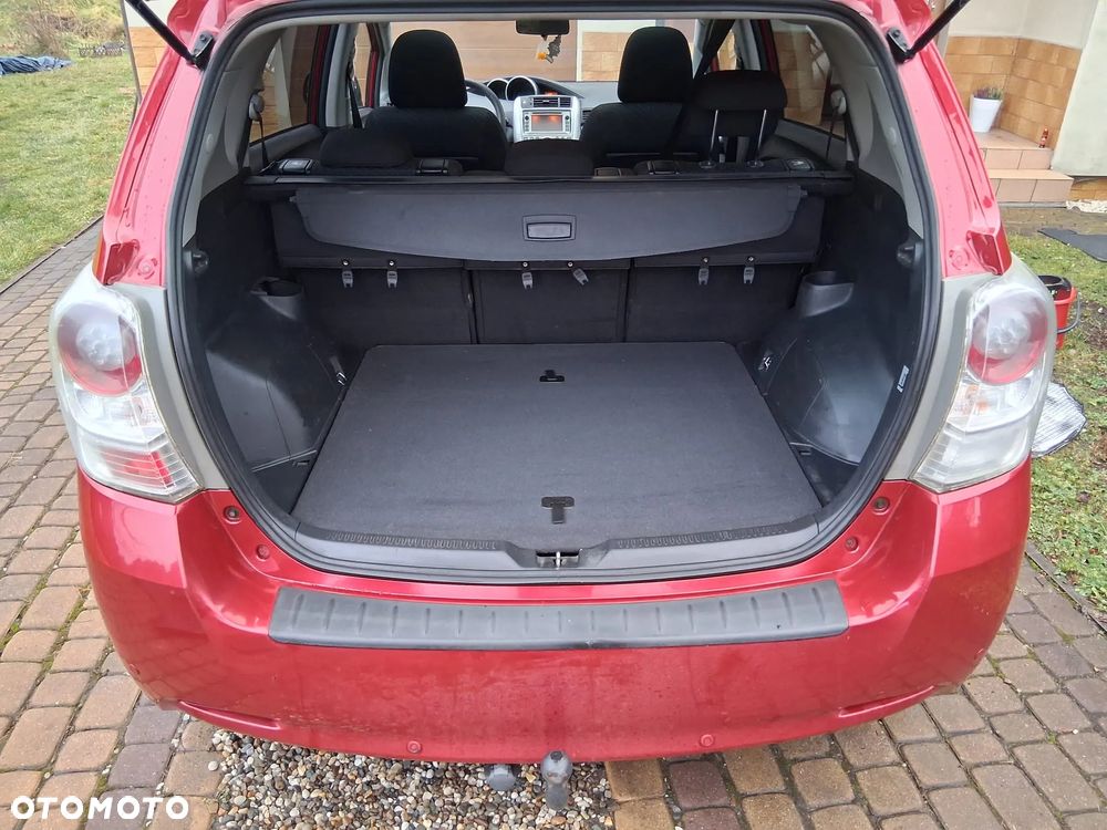 Toyota Verso 1.8 Premium - 11