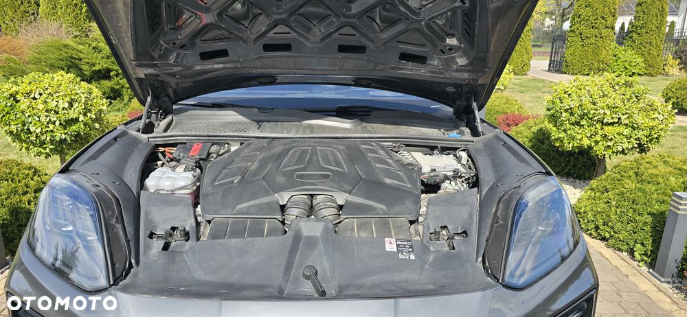 Porsche Cayenne - 29