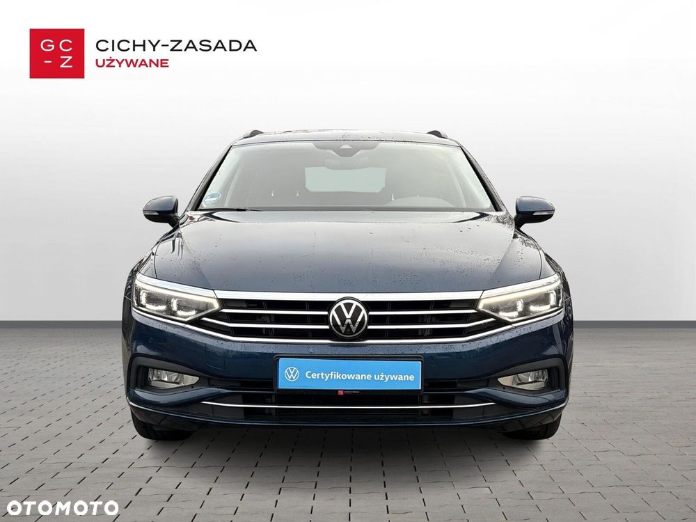 Volkswagen Passat Variant - 8