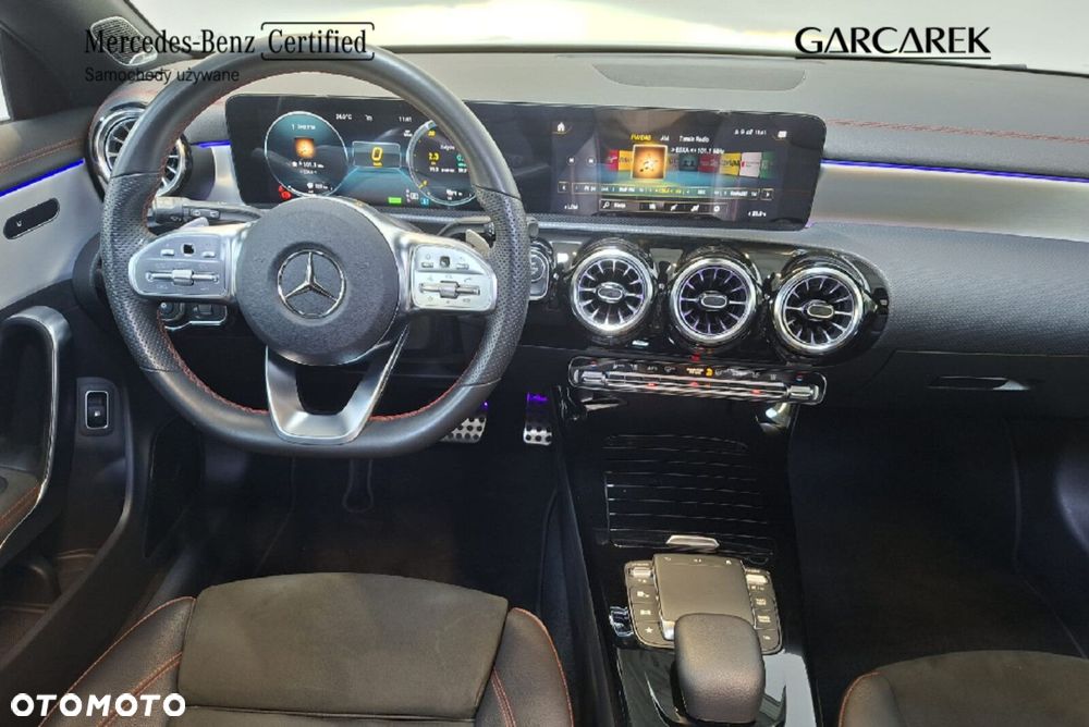 Mercedes-Benz CLA - 23