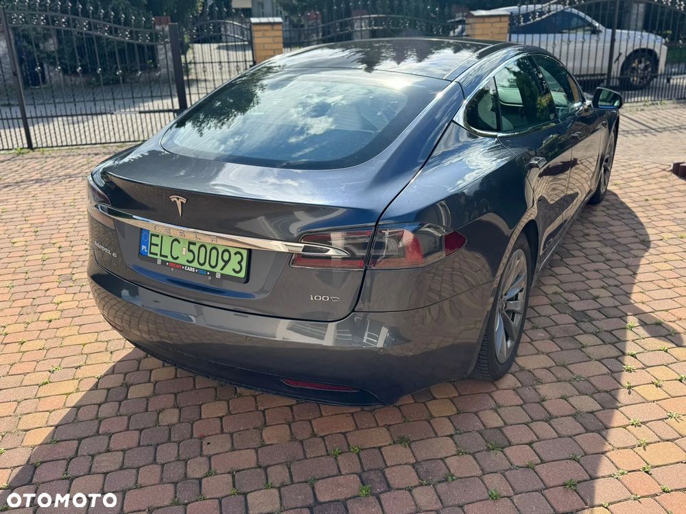 Tesla Model S 100 D Performance - 7