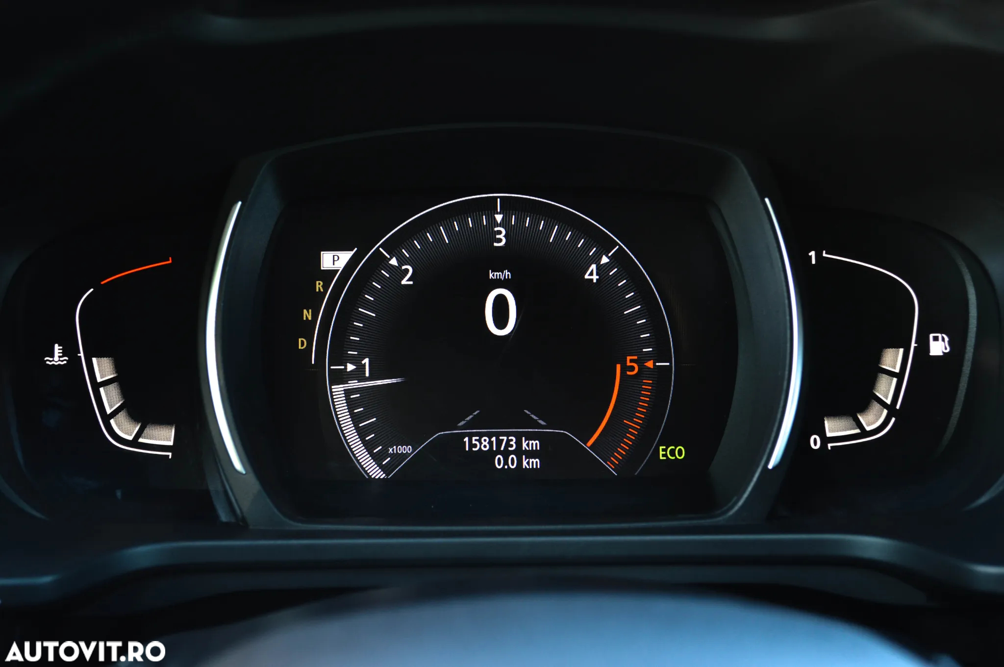 Renault Kadjar 1.6 DCI CVT Intens - 25