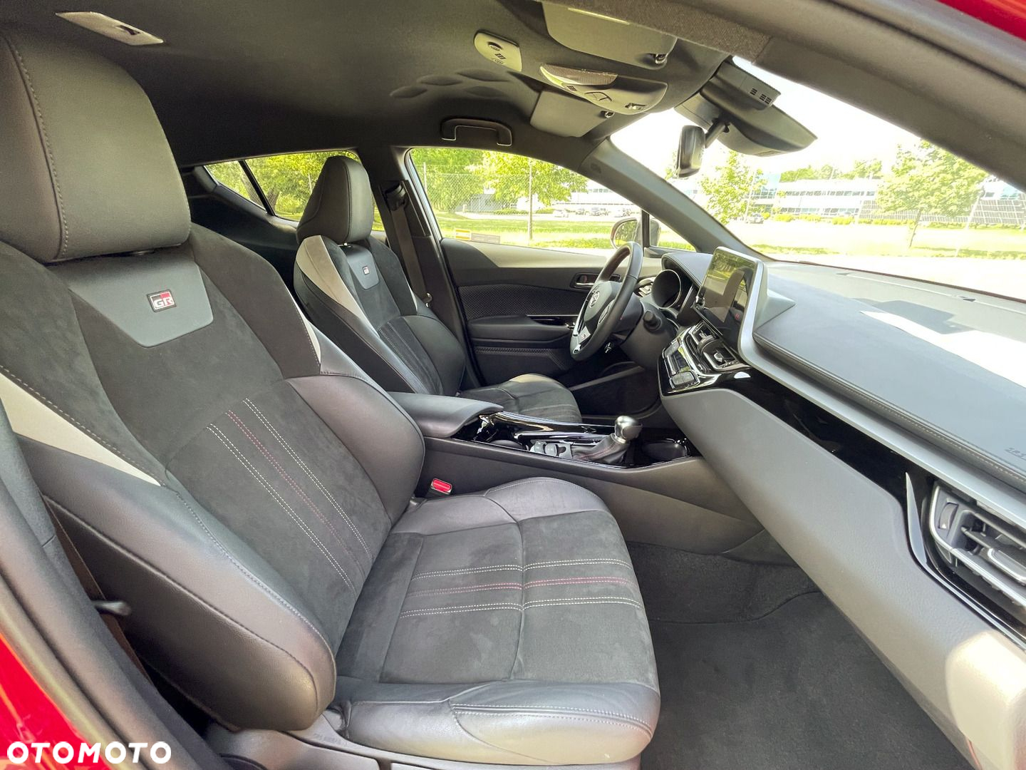 Toyota C-HR - 13
