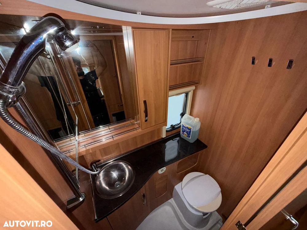 Hymer-Eriba Nova - 11