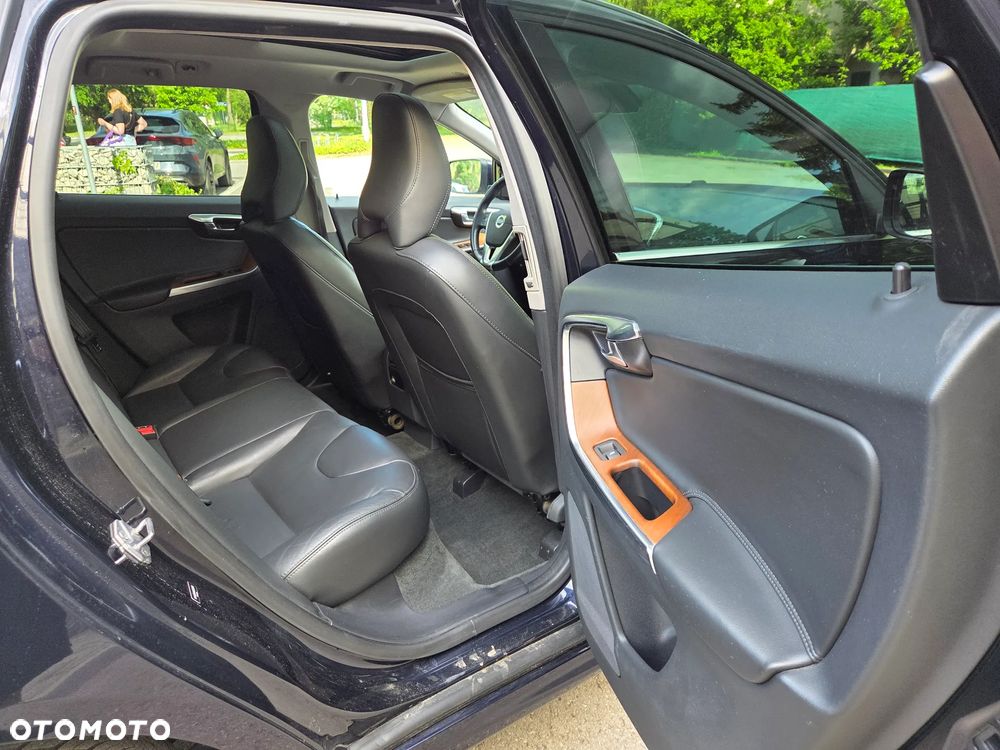 Volvo XC 60 T6 AWD Geartronic Linje Inscription - 13