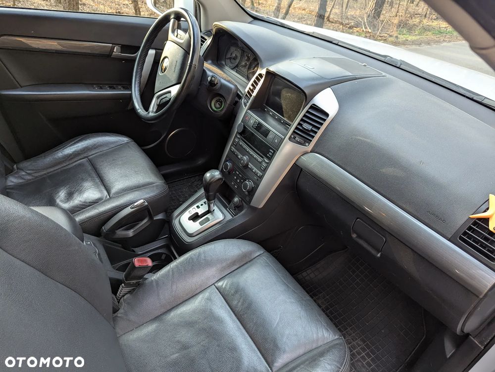 Chevrolet Captiva 2.0 4WD 7 Sitzer Automatik LT - 10