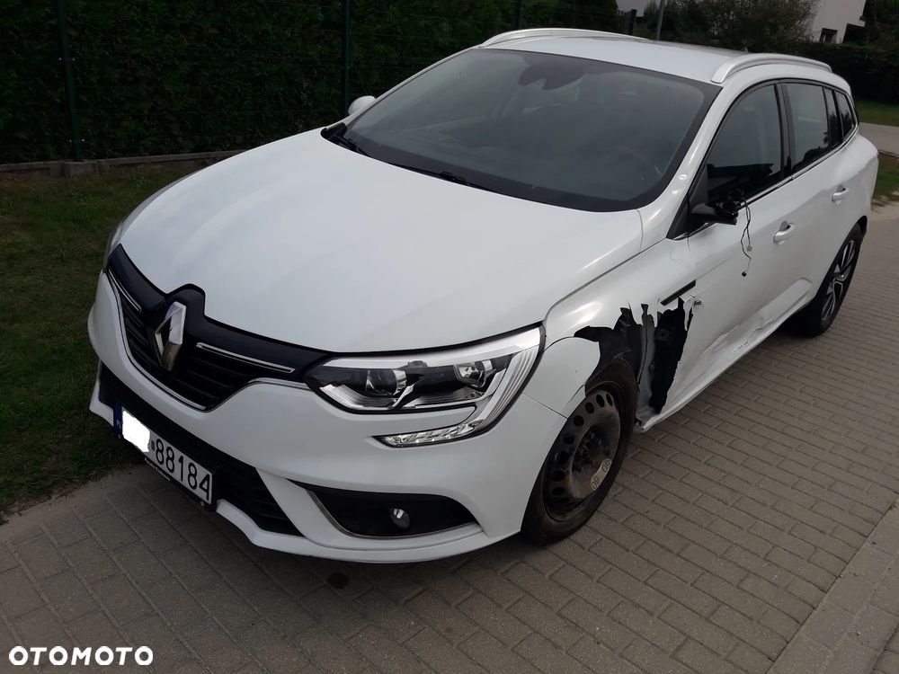 Renault Megane 1.5 Blue dCi Zen - 9