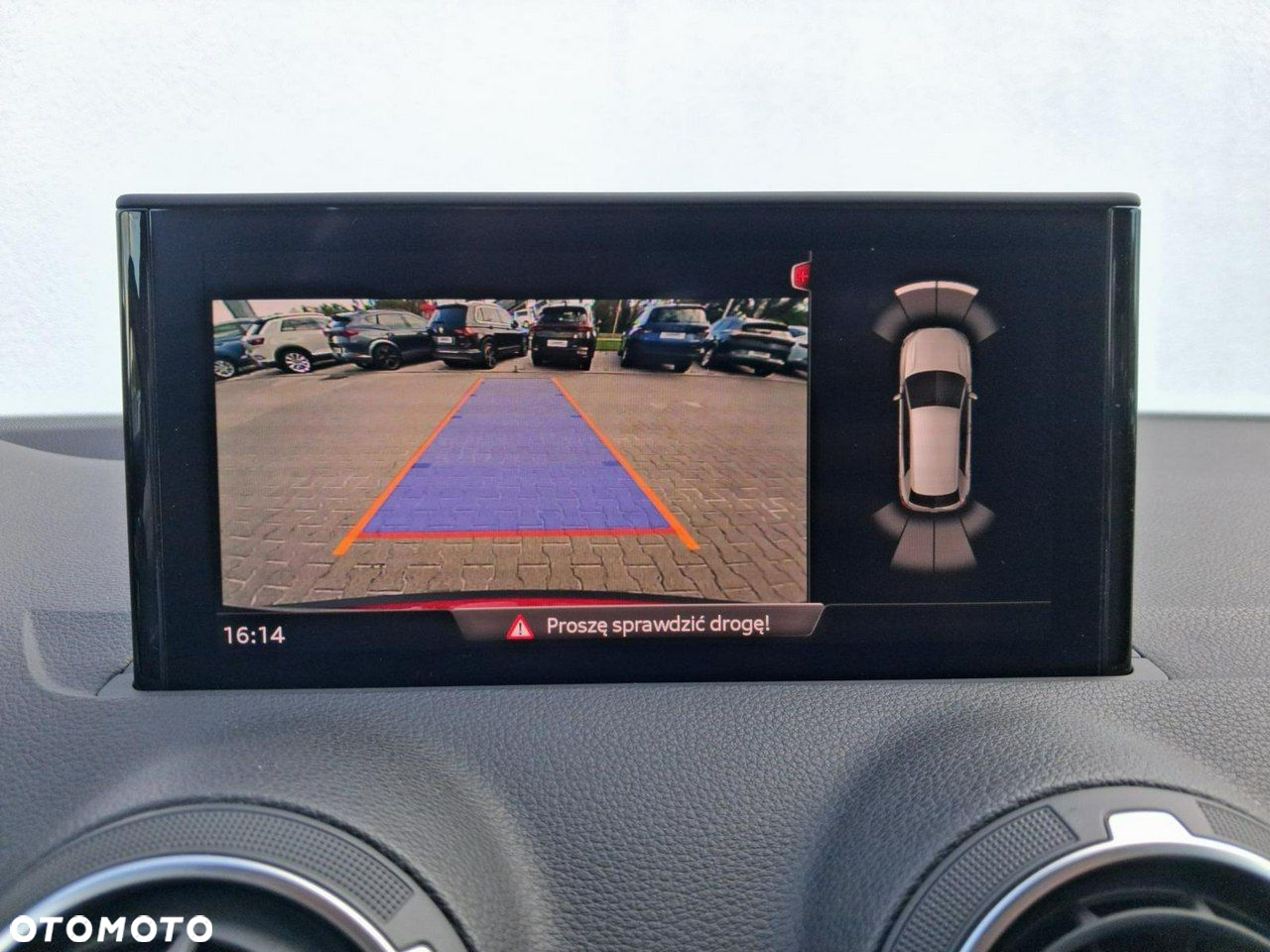 Audi Q2 - 25