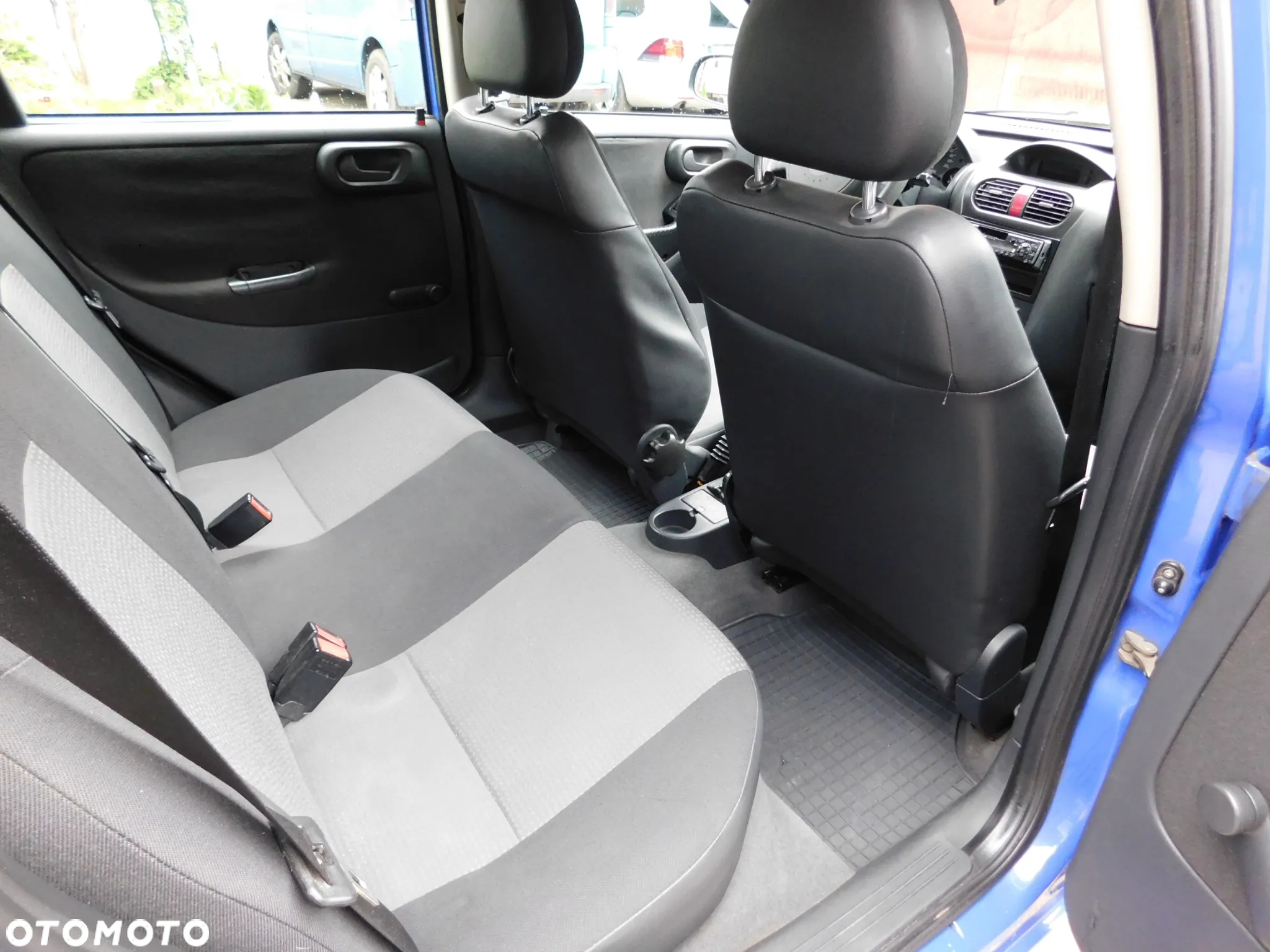 Opel Corsa - 10