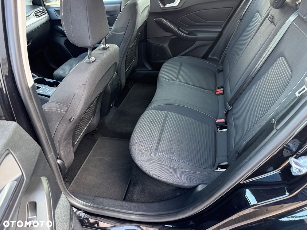 Ford Focus 1.5 EcoBlue Start-Stopp-System TITANIUM - 15